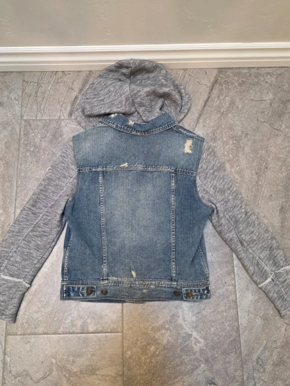 Free People Womens sml Distressed Denim Hoodie Jacket Grey Knit Sleeves Trendy - Picture 2 of 8